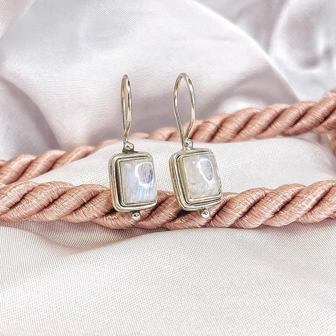 Boucles d'oreilles Carrées en Pierre de Lune Lustre