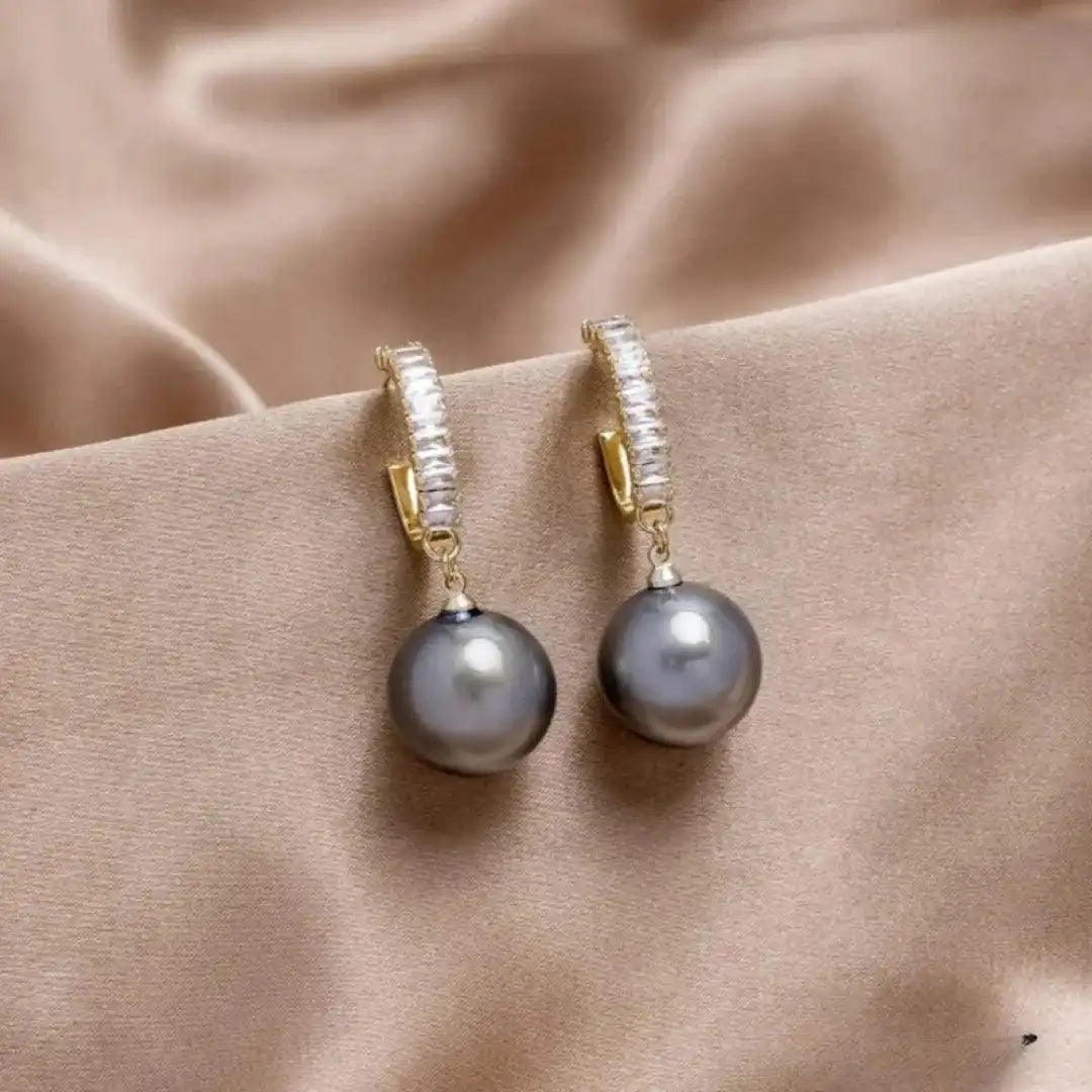 Élégantes Boucles d'Oreilles en Perles et Zirconium