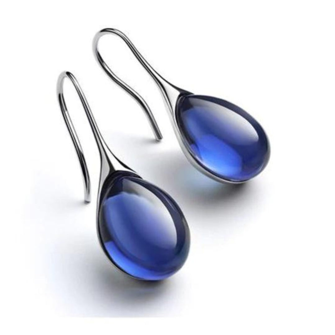 Boucles d'oreilles pendantes élégantes ornées de cristaux