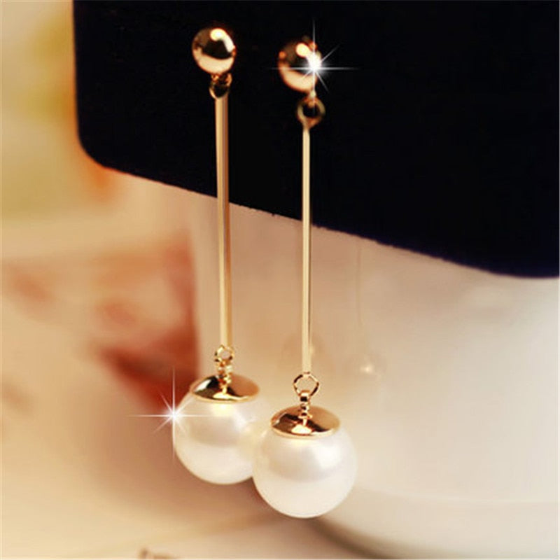 Boucles d’Oreilles de Luxe Pendantes Ornées de Perles Uniques Placées à la Main