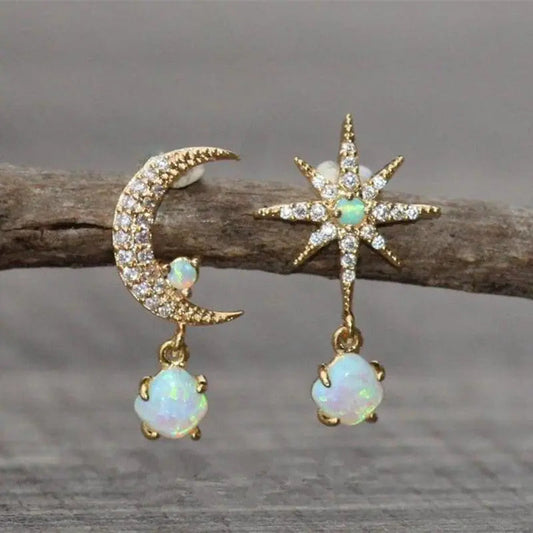 Boucles d'oreilles en or et opale, Lune et Étoile