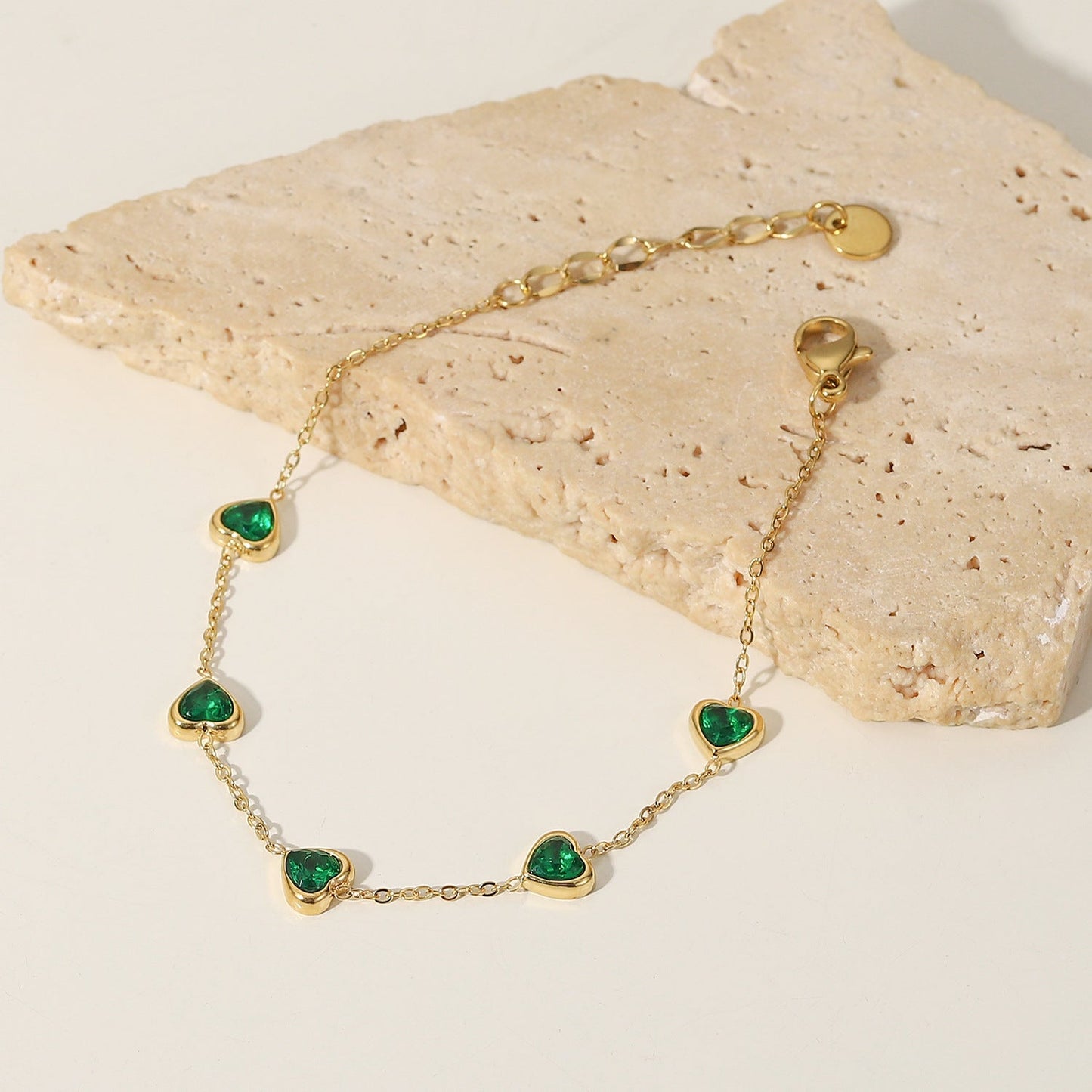 Francia™ | Bracelet cœurs verts en acier doré
