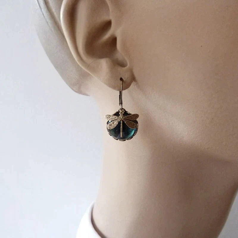 Boucles d’Oreilles Libellule Ornées d’un Cristal Antique