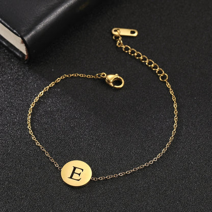 Amara™ | Bracelet initiales en acier inoxydable
