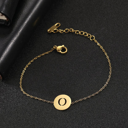 Amara™ | Bracelet initiales en acier inoxydable