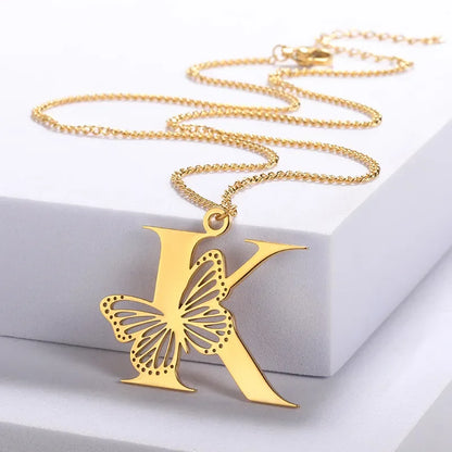 Collier initiales papillon liberté plaqué or 18 carats