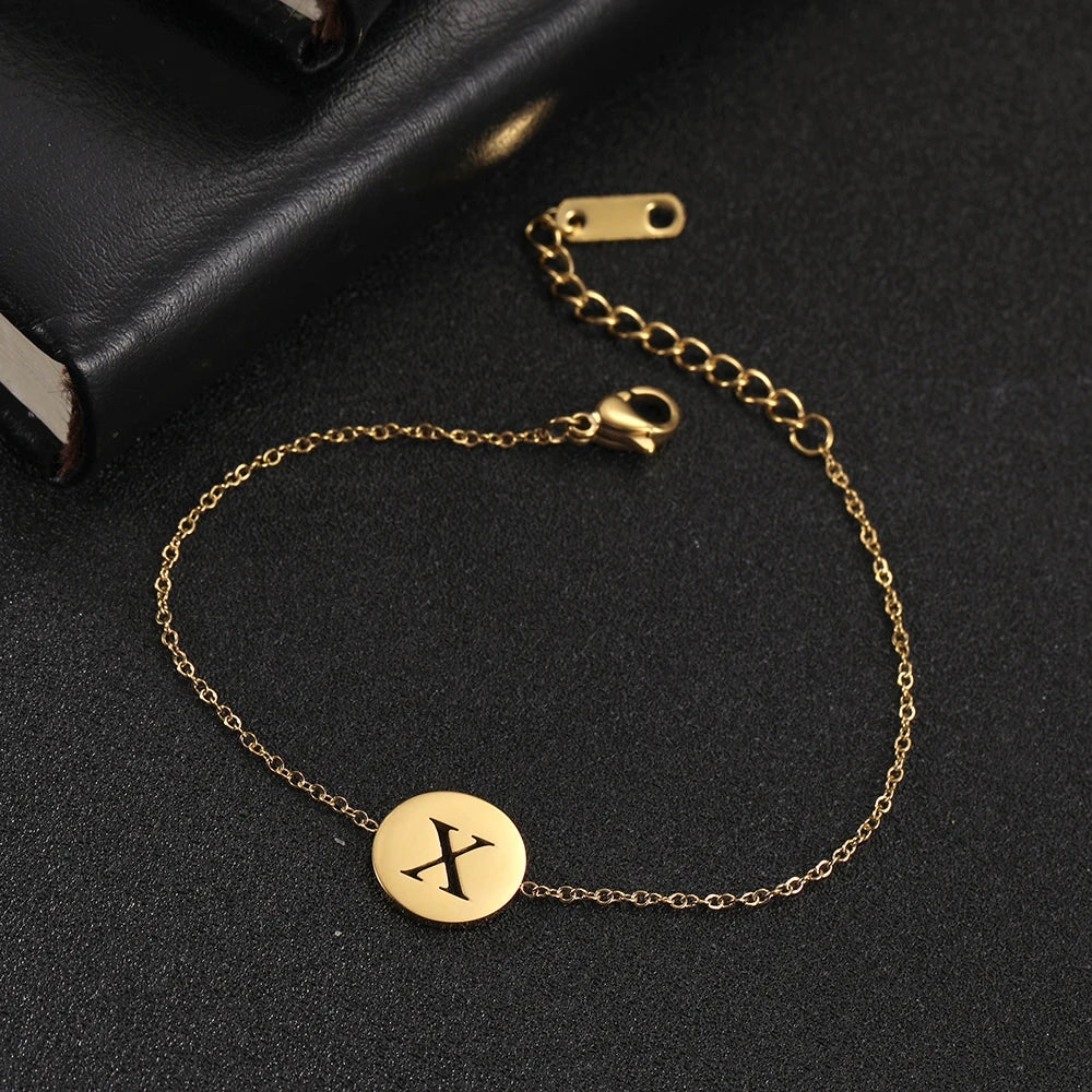 Amara™ | Bracelet initiales en acier inoxydable