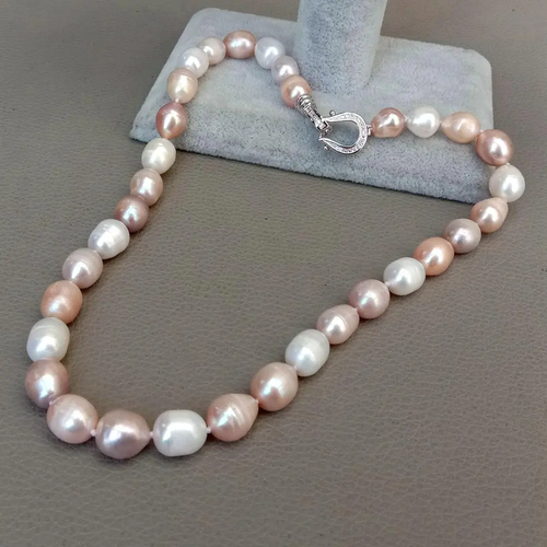 Collier en Perles Multicolores