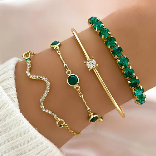 Ensemble de bracelets vintage avec des zircons verts