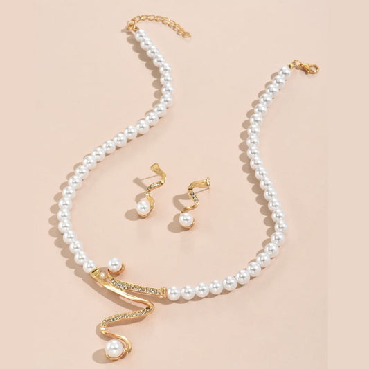 Venus™ | Collier et Boucles d’Oreilles en Perles